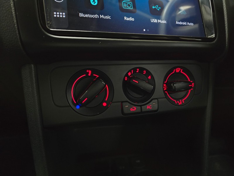 Volkswagen Polo Vivo - Hatfield VW Northcliff - Image 11