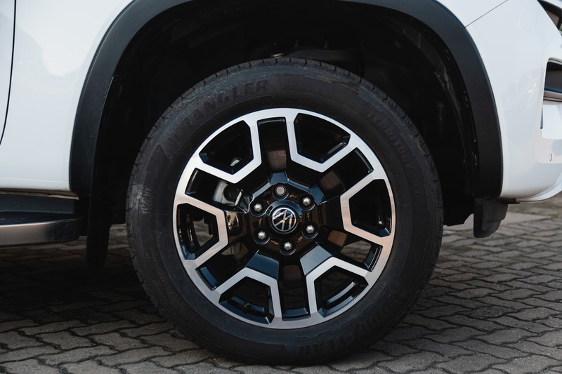 Volkswagen Amarok - Midbay Motors - Image 30