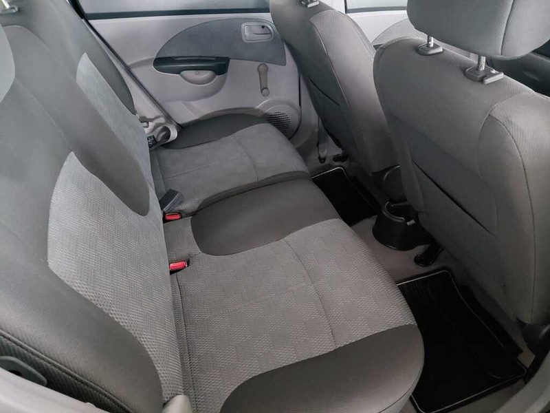 Kia Picanto - Stiaan Autos (Pty) Ltd - Image 9