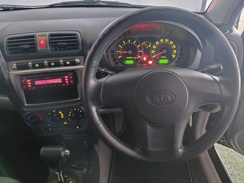 Kia Picanto - Stiaan Autos (Pty) Ltd - Image 11