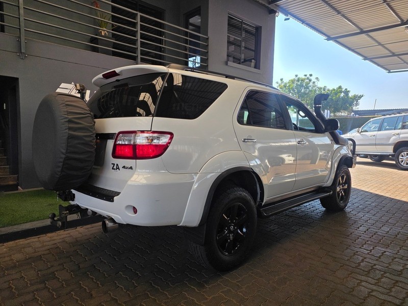 Toyota Fortuner - Auto Investments Montana - Image 5