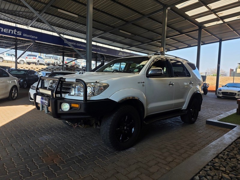 Toyota Fortuner - Auto Investments Montana - Image 3