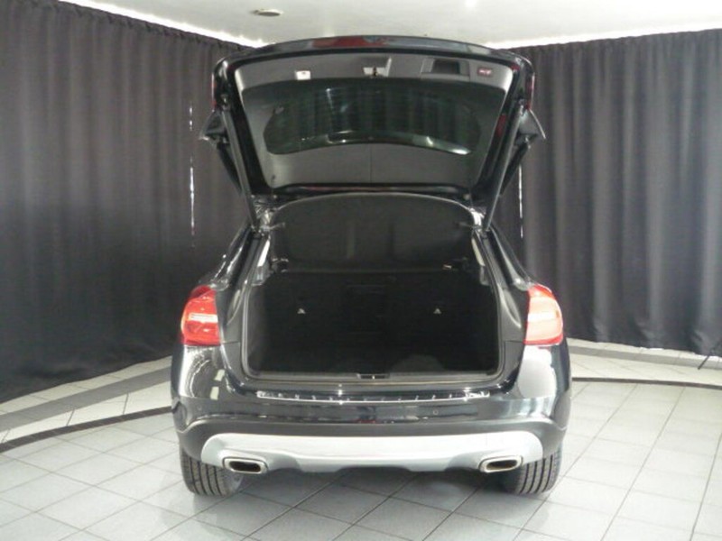 Mercedes-Benz GLA - LisaCars - Image 10