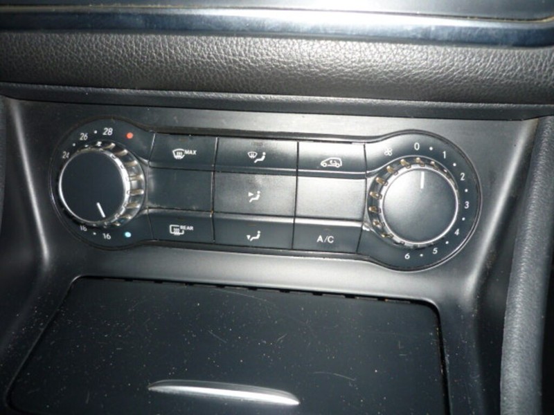 Mercedes-Benz GLA - LisaCars - Image 20