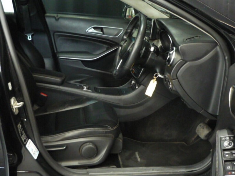 Mercedes-Benz GLA - LisaCars - Image 11