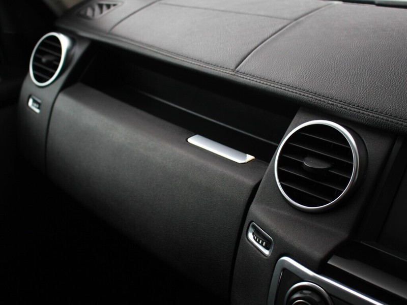 Land Rover Discovery - Authentique Autos - Image 14