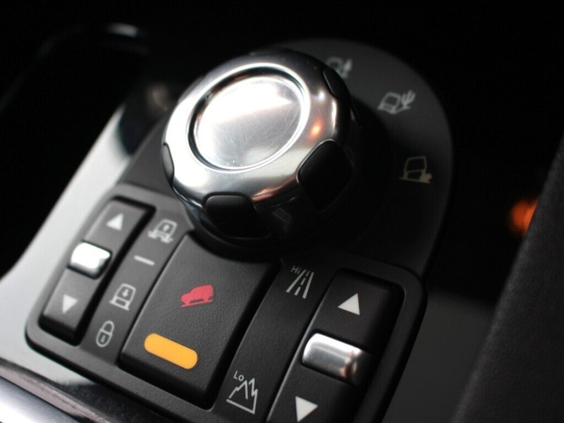 Land Rover Discovery - Authentique Autos - Image 13