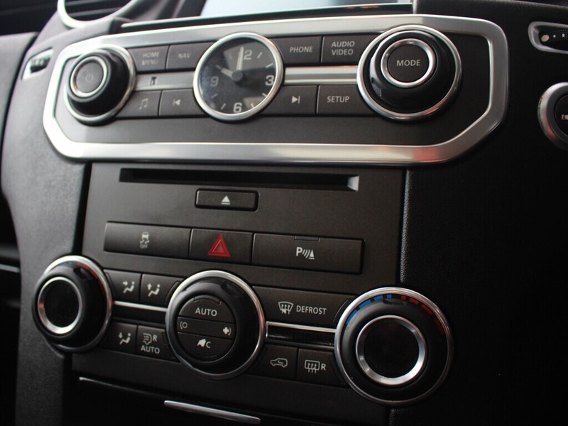 Land Rover Discovery - Authentique Autos - Image 11
