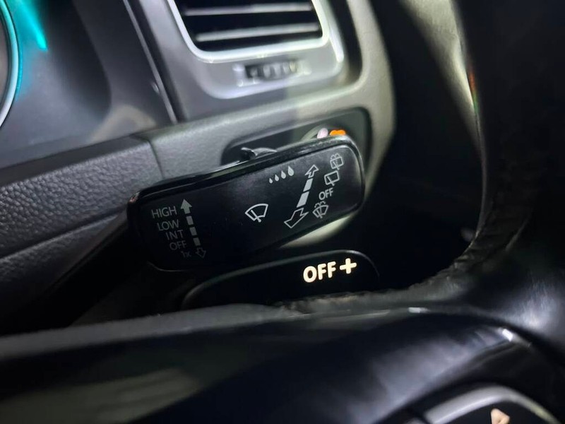 Volkswagen Golf - Auto Assets - Image 16