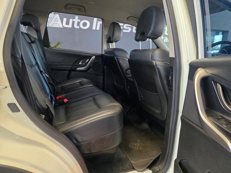Mahindra xuv 500 - Auto Investments Montana - Image 7