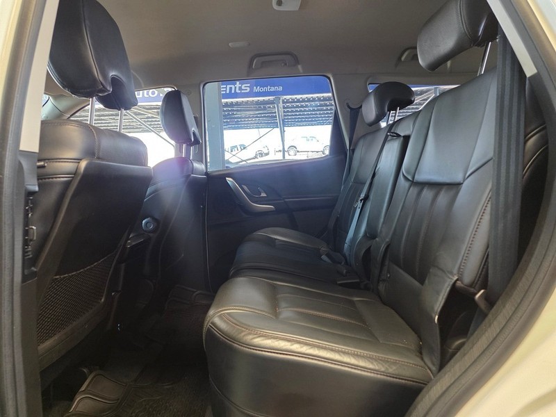 Mahindra xuv 500 - Auto Investments Montana - Image 8