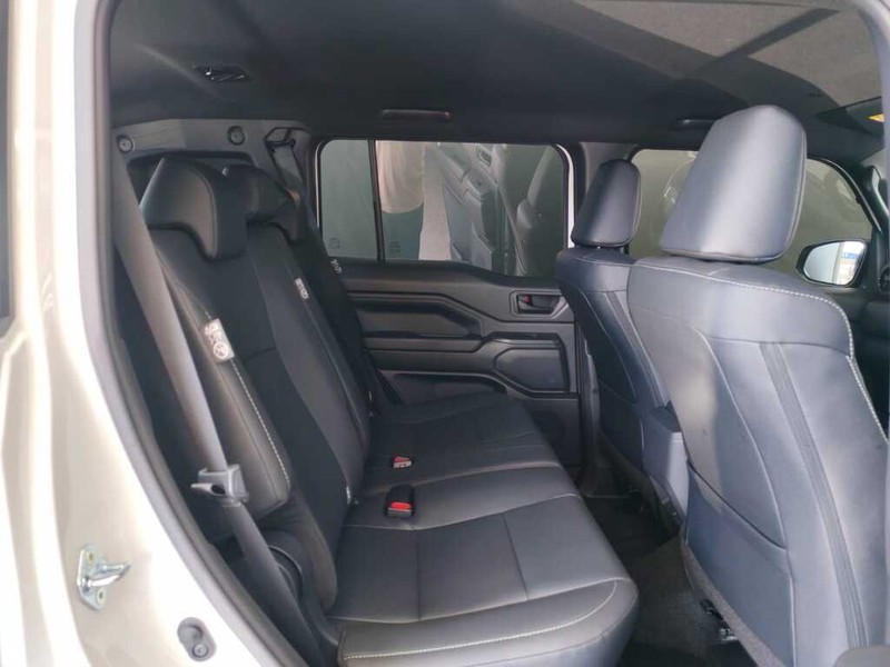 Toyota Land Cruiser - Auto Investments Hatfield - Image 12