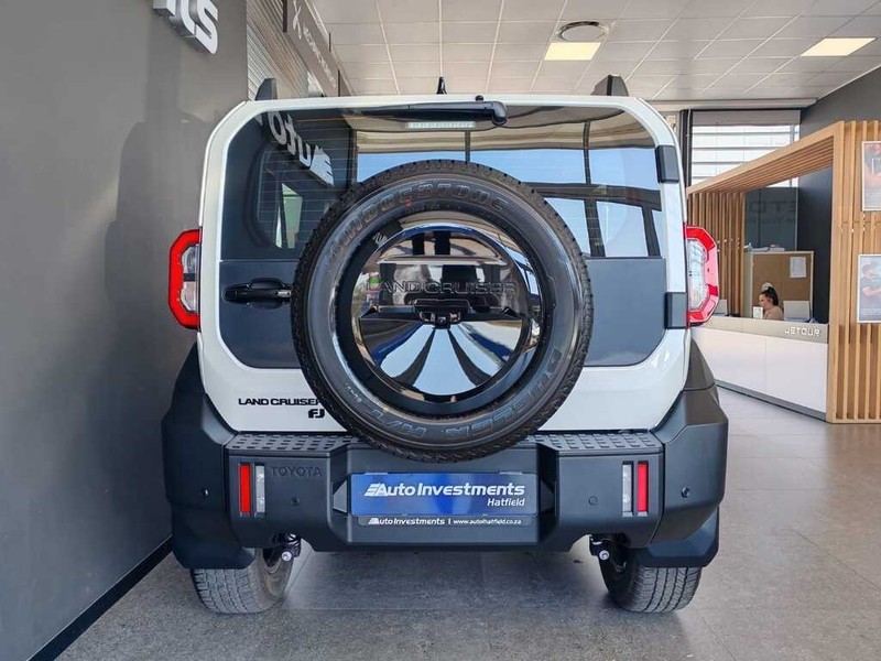 Toyota Land Cruiser - Auto Investments Hatfield - Image 8