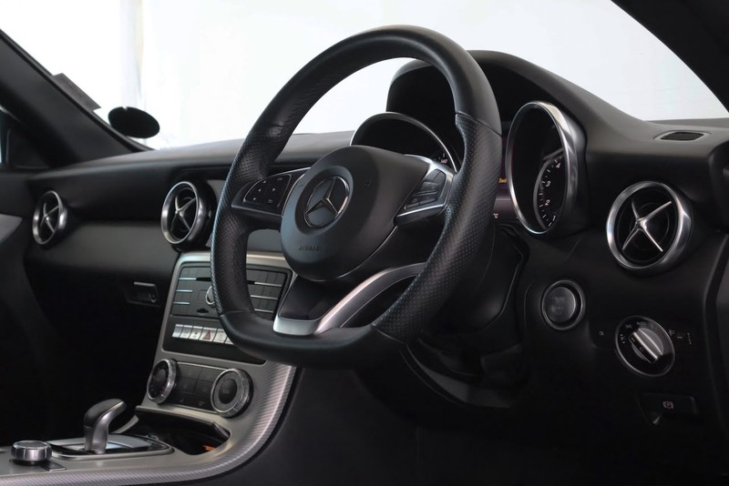 Mercedes-Benz SLC - Audi Centre Hatfield - Image 26