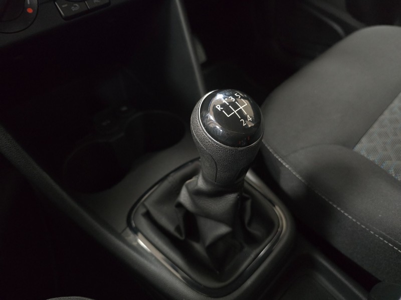 Volkswagen Polo Vivo - Hatfield VW Northcliff - Image 11