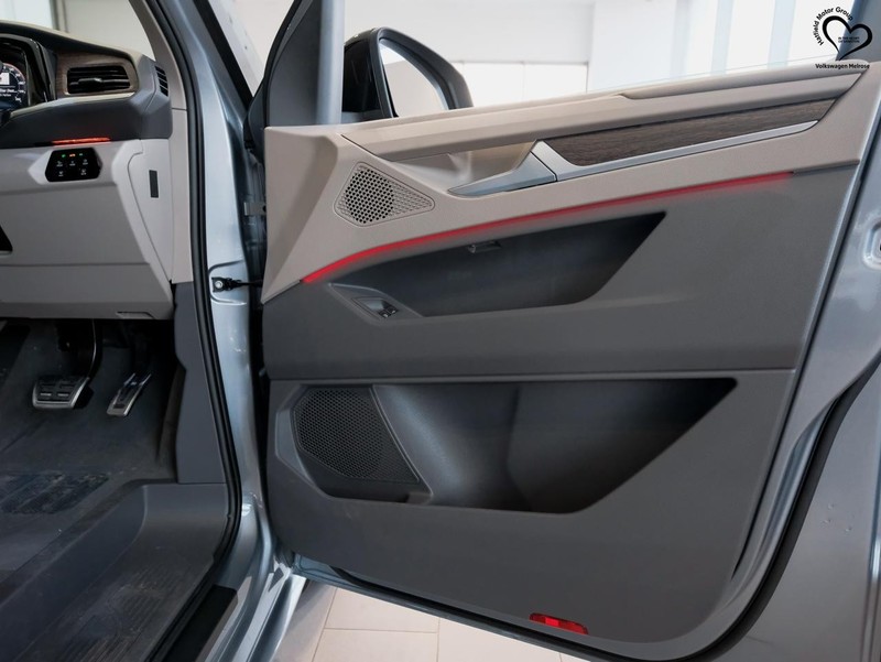 Volkswagen Caravelle - VW Melrose Commercial - Image 11
