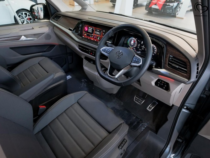Volkswagen Caravelle - VW Melrose Commercial - Image 8