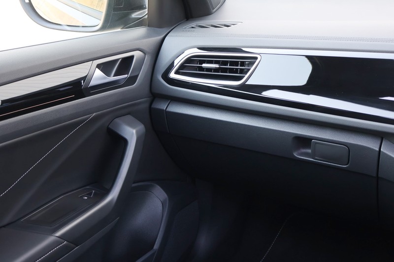 Volkswagen T-Roc - Hatfield VW Pretoria - Image 16