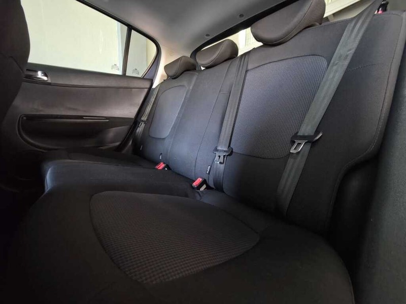 Hyundai i20 - Auto Investments Rustenburg - Image 12