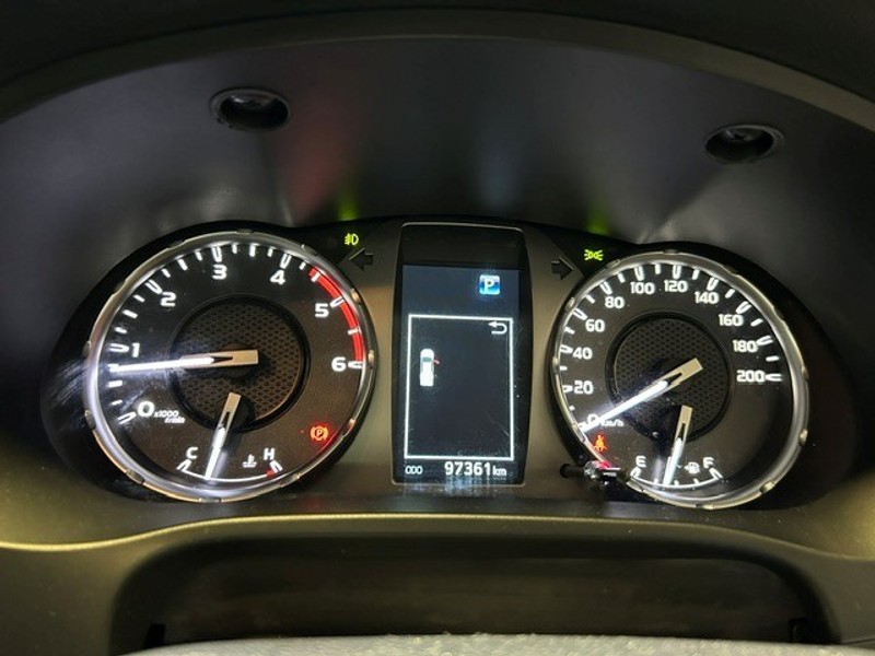 Toyota Hilux - Mazda Pinetown - Image 14