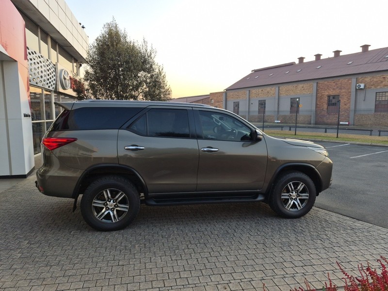 Toyota Fortuner - Nic Bottari Toyota - Image 3