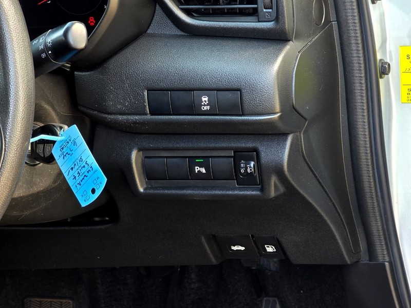 Suzuki Swift - Chery Silver Lakes - Image 29