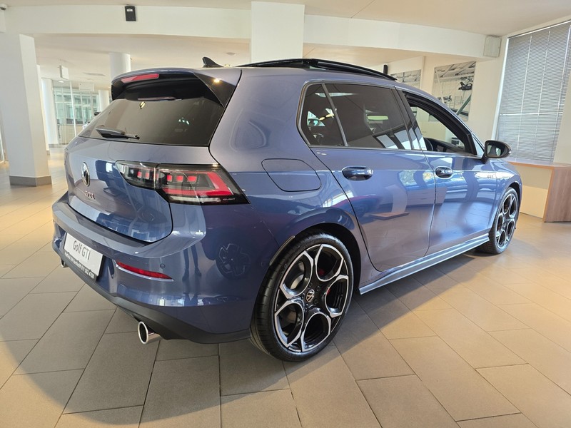 Volkswagen Golf - Hatfield VW Northcliff - Image 2
