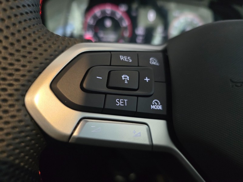 Volkswagen Golf - Hatfield VW Northcliff - Image 20