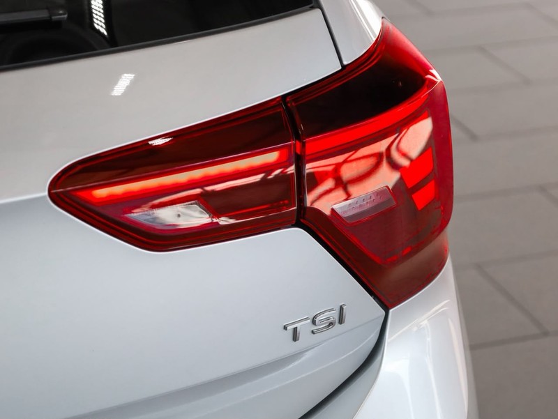 Volkswagen Polo - Hatfield VW Bryanston - Image 11