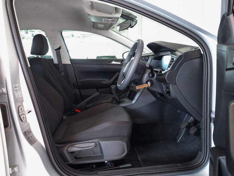 Volkswagen Polo - Hatfield VW Bryanston - Image 12