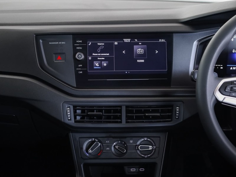 Volkswagen Polo - Hatfield VW Bryanston - Image 19