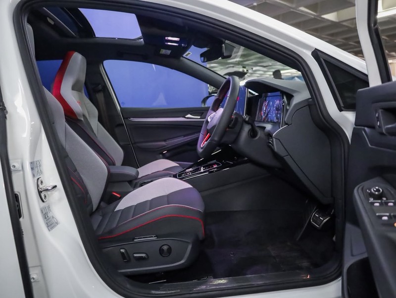 Volkswagen Golf - Hatfield VW Bryanston - Image 7