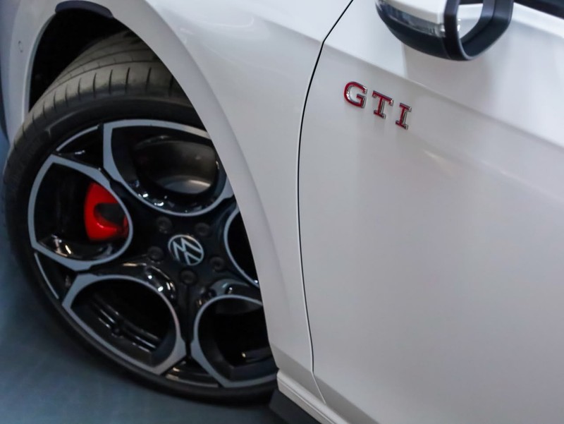 Volkswagen Golf - Hatfield VW Bryanston - Image 22