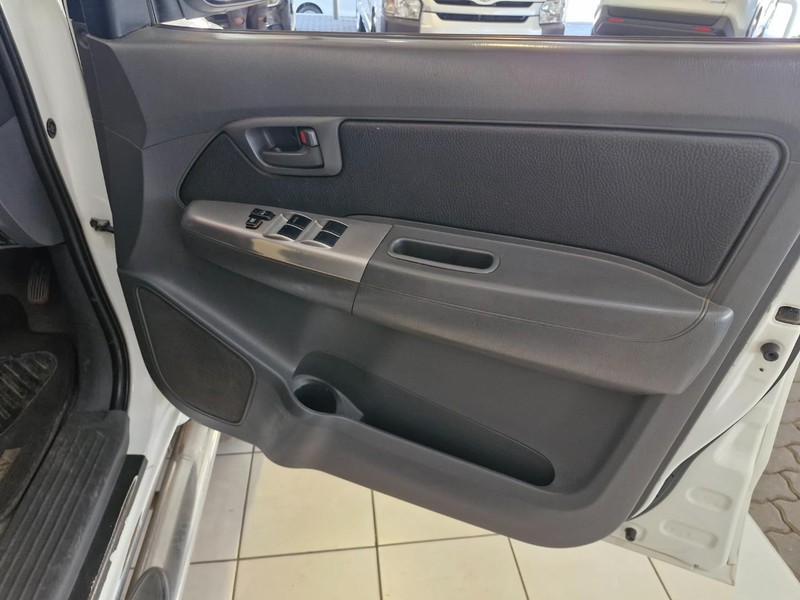 Toyota Hilux - Vaal Toyota Sasolburg - Image 10
