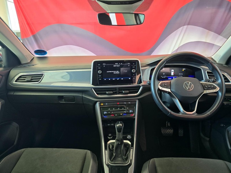 Volkswagen T-Roc - Southern Toyota - Image 11