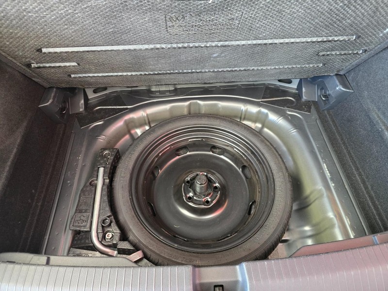 Volkswagen T-Roc - Southern Toyota - Image 18