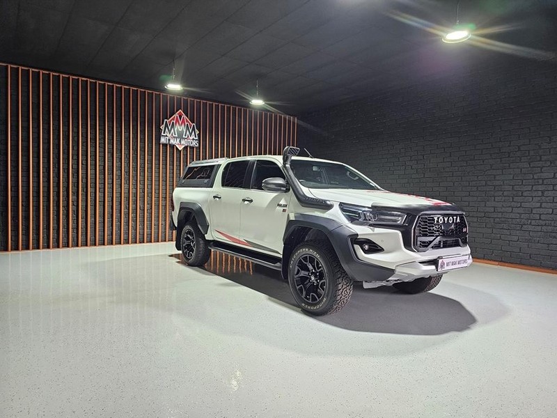 Toyota Hilux - Mit Mak Motors - Image 3