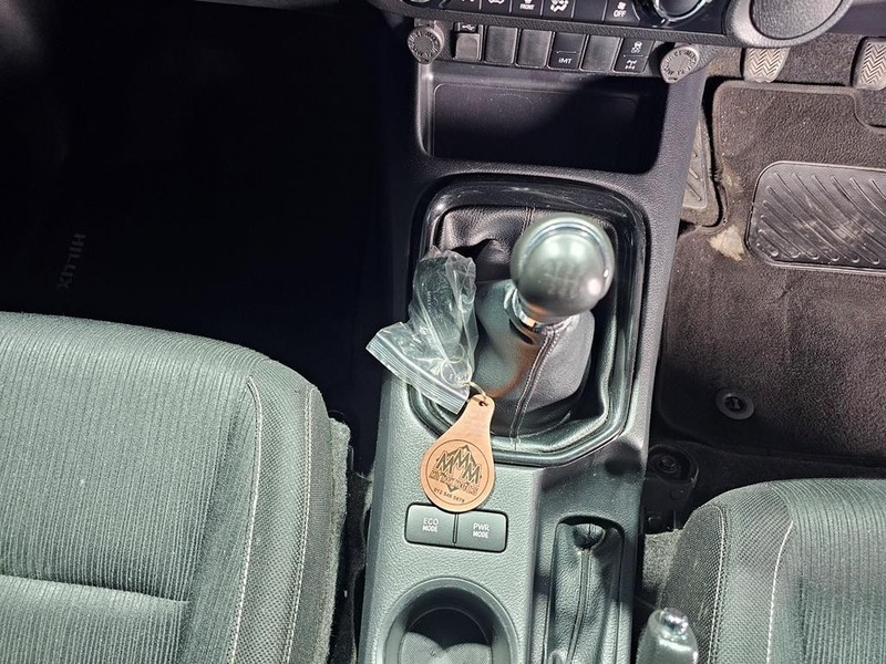 Toyota Hilux - Mit Mak Motors - Image 15