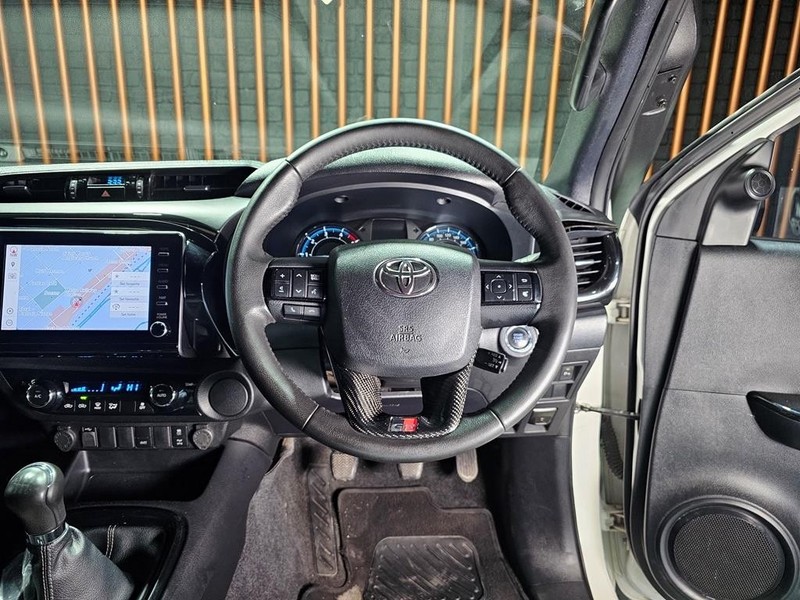 Toyota Hilux - Mit Mak Motors - Image 10