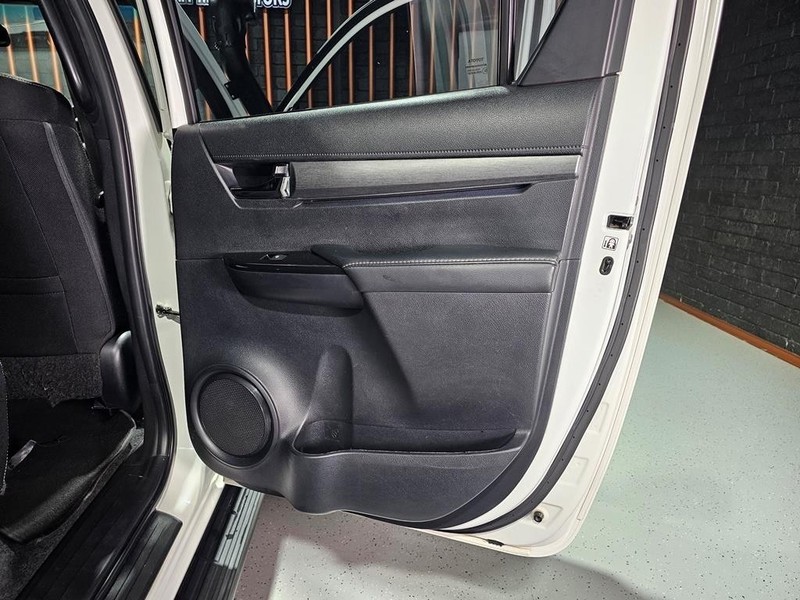 Toyota Hilux - Mit Mak Motors - Image 20