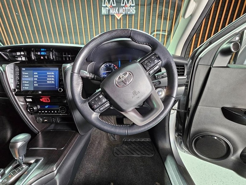 Toyota Fortuner - Mit Mak Motors - Image 19