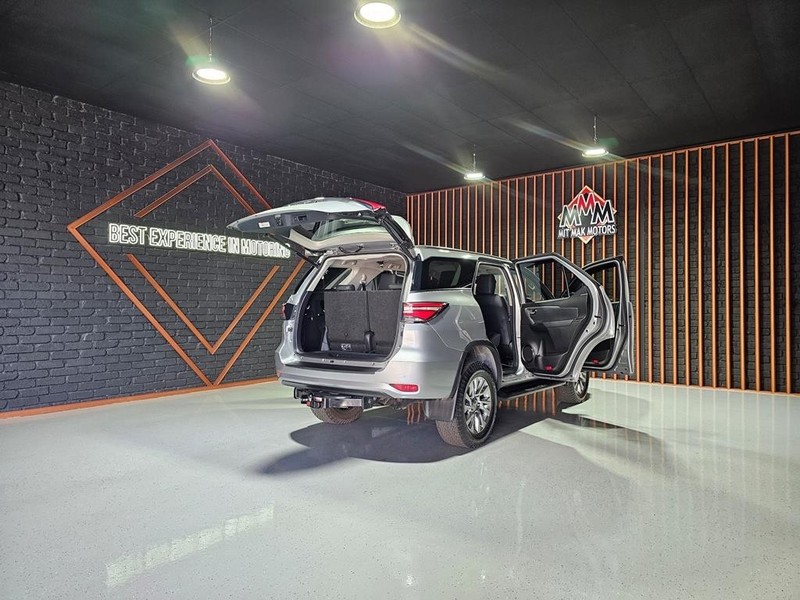 Toyota Fortuner - Mit Mak Motors - Image 26