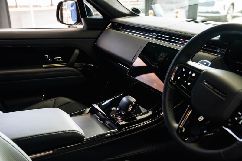 Land Rover Range Rover Sport - Bruma Nissan - Image 27