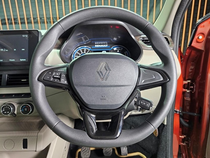 Renault Triber - Mit Mak Motors - Image 11