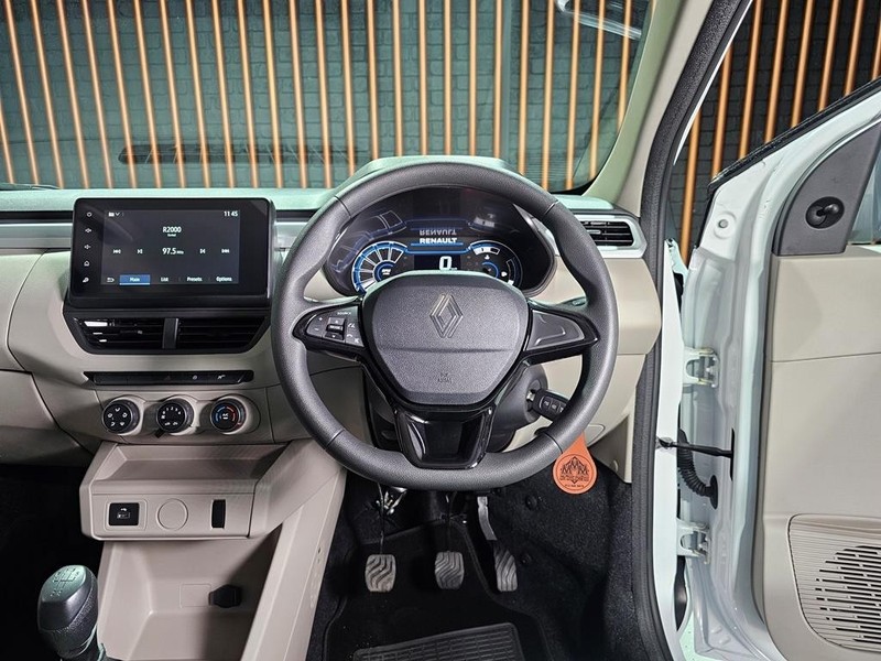 Renault Triber - Mit Mak Motors - Image 10