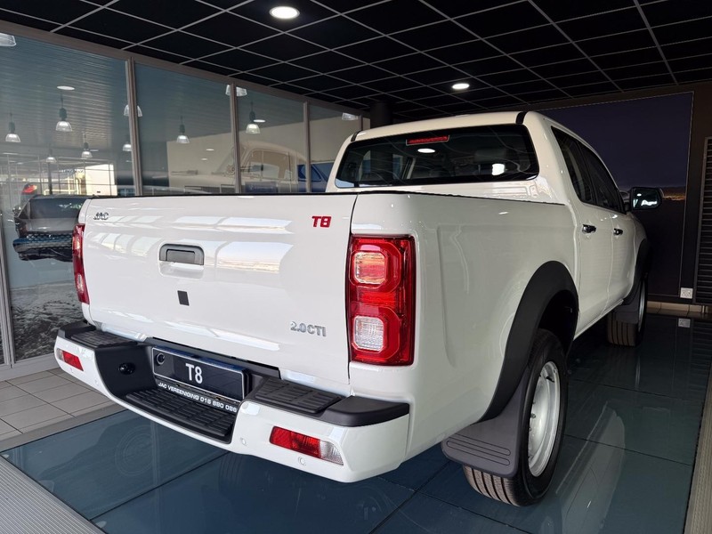 JAC T8 Double Cab - New Vaal Motors Vereeniging Mercedes - Image 6