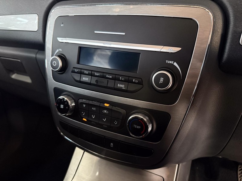 JAC T8 Double Cab - New Vaal Motors Vereeniging Mercedes - Image 18