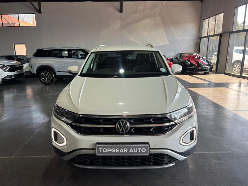 Volkswagen T-Roc - Top Gear Auto - Image 2
