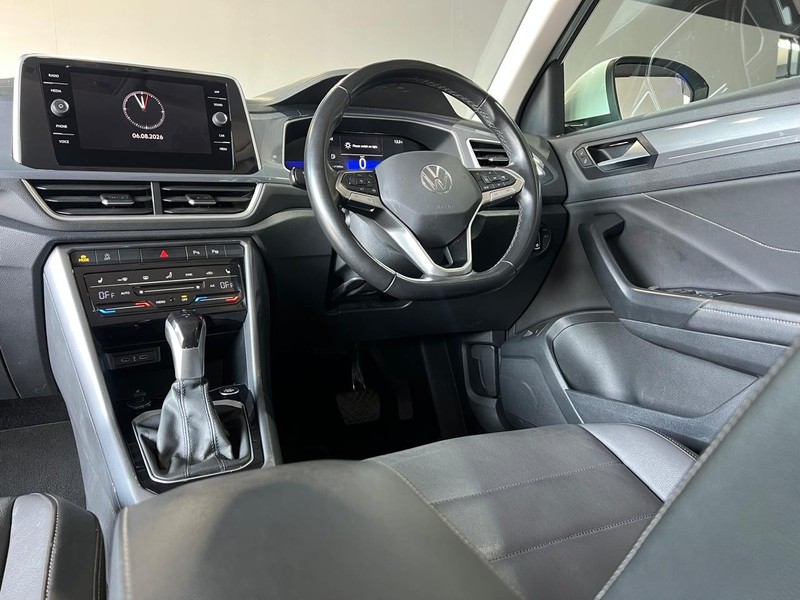 Volkswagen T-Roc - Top Gear Auto - Image 12