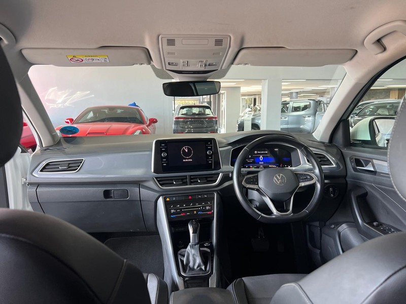 Volkswagen T-Roc - Top Gear Auto - Image 11